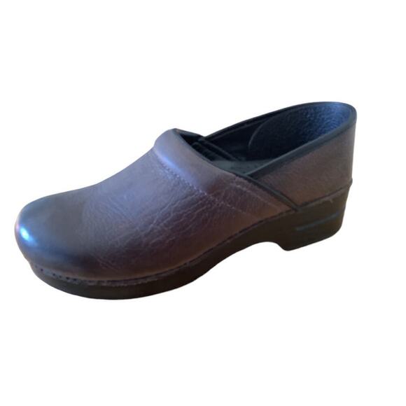 DANSKO BROWN TEXTURED LEATHER NURSING CLOGS EU42 US 11.5 - Picture 1 of 9